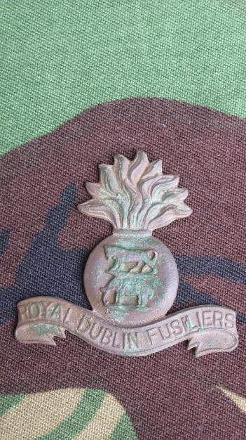 Dublin Fusiliers Officers Cap badge in bronze