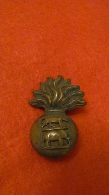 Royal Dublin Fusiliers Officers collar badge