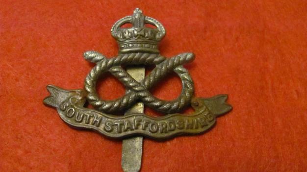 South Staffordshire Regiment cap badge