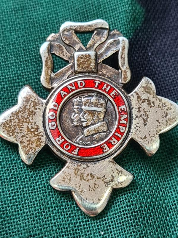 Member Of The British Empire Lapel Badge or Brooch